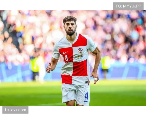 阿尔巴速度下降分析：34岁老将本赛季防守回追能力明显减弱